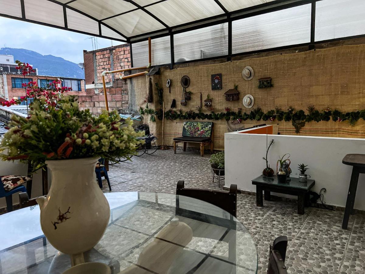 Hostal Casa Del Cafe ボゴタ エクステリア 写真