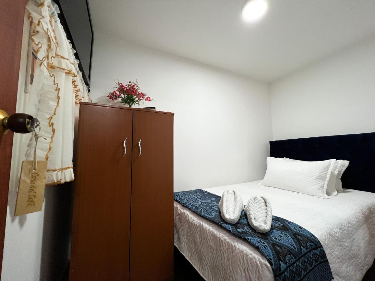 Hostal Casa Del Cafe ボゴタ エクステリア 写真