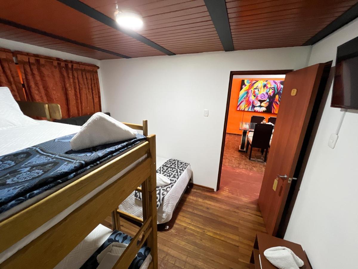 Hostal Casa Del Cafe ボゴタ エクステリア 写真