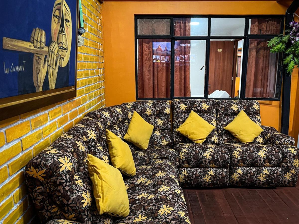 Hostal Casa Del Cafe ボゴタ エクステリア 写真