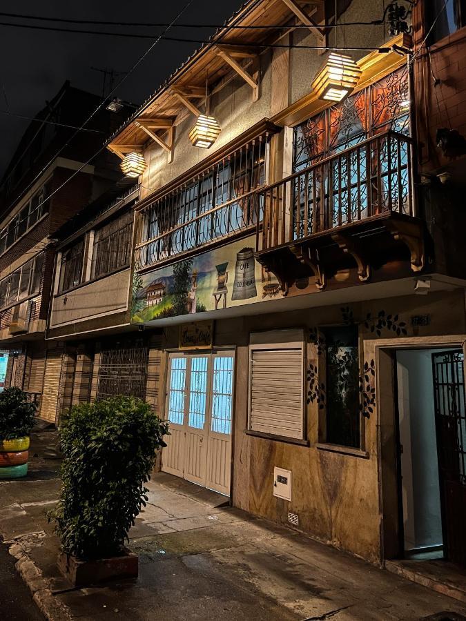 Hostal Casa Del Cafe ボゴタ エクステリア 写真