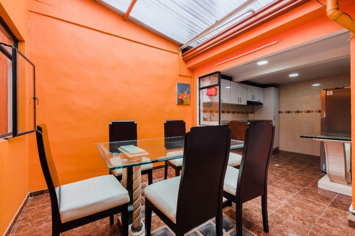 Hostal Casa Del Cafe ボゴタ エクステリア 写真